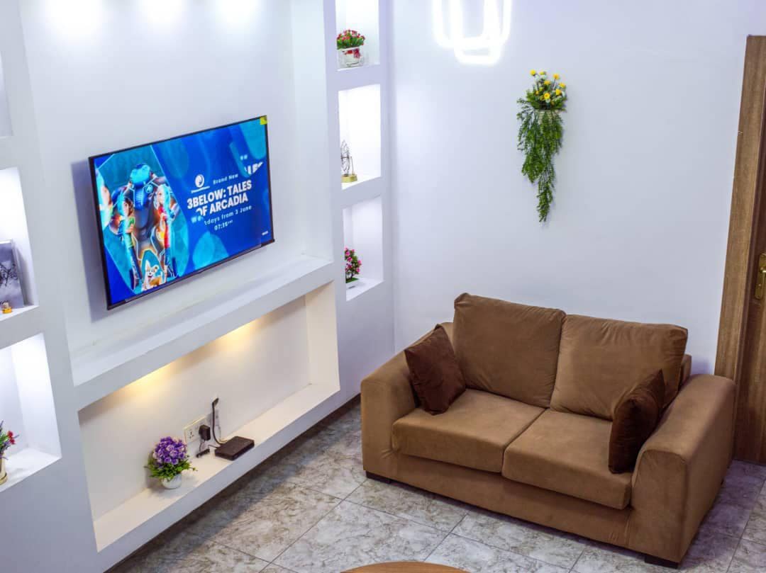 photo_6023899694196967637_y