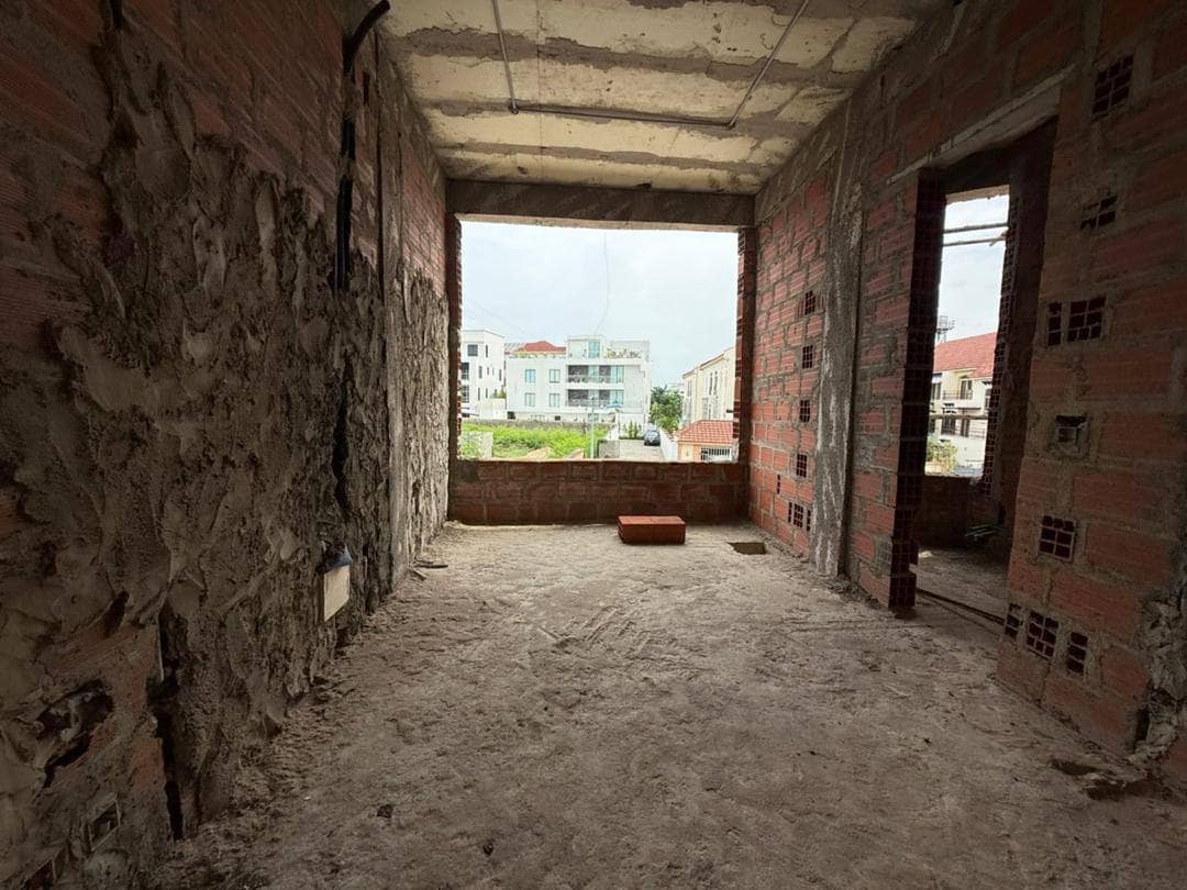 photo_5766994670612319006_y