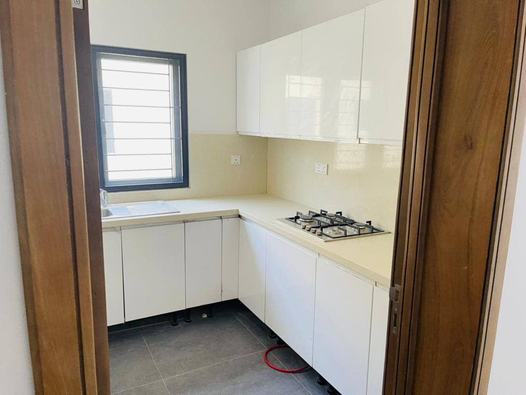 photo_5916005563059866461_y