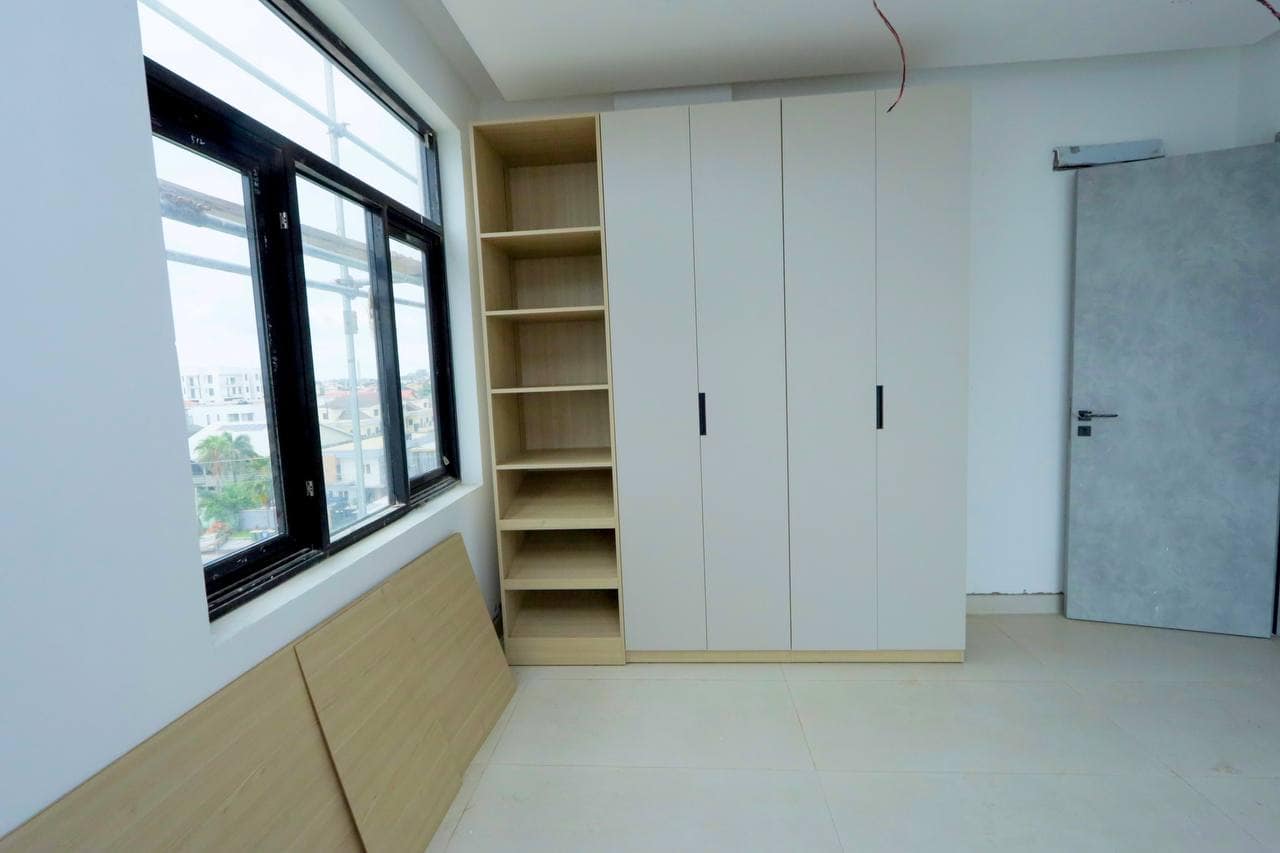 photo_5875416146427710744_y