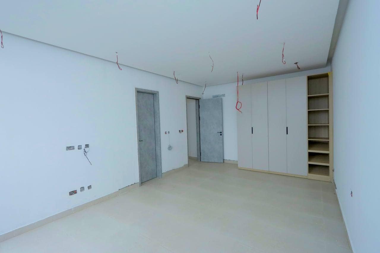 photo_5875416146427710748_y