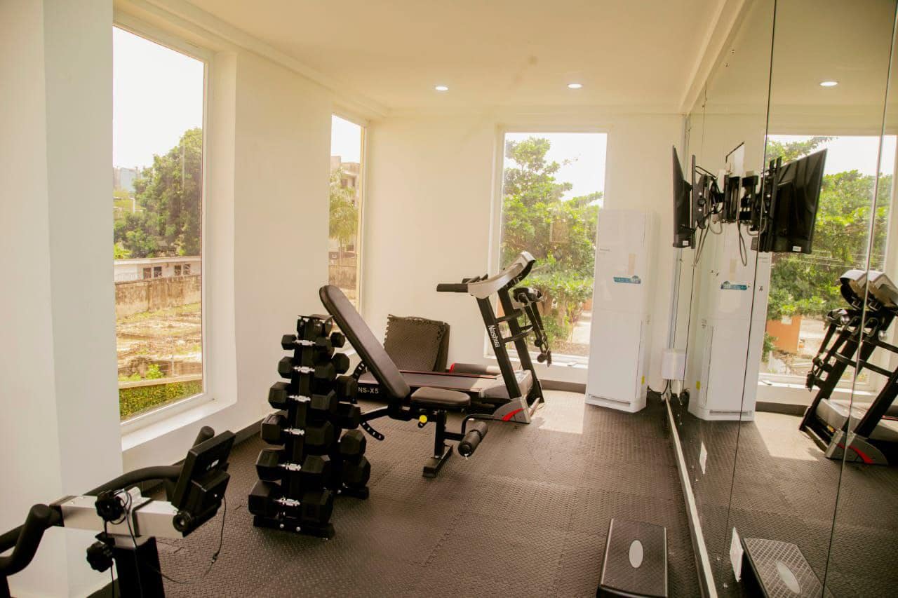 photo_6023974057264483132_y