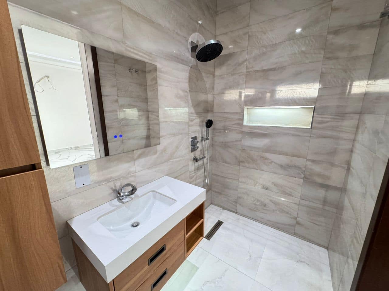 WhatsApp Image 2025-10-09 at 5.12.08 PM