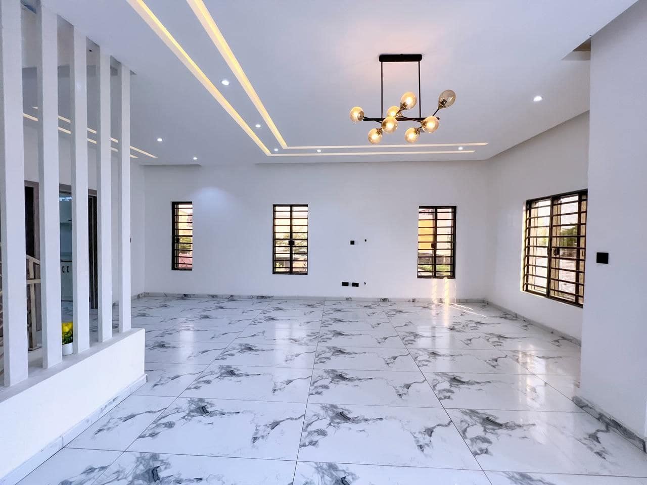 photo_5780802324749029151_y