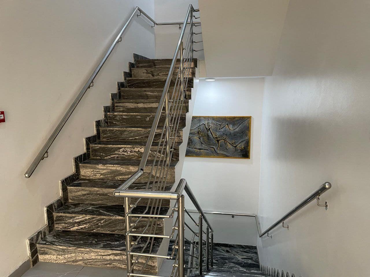 photo_5830063336186383825_y