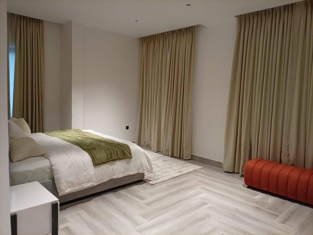 photo_6017223403758536825_y