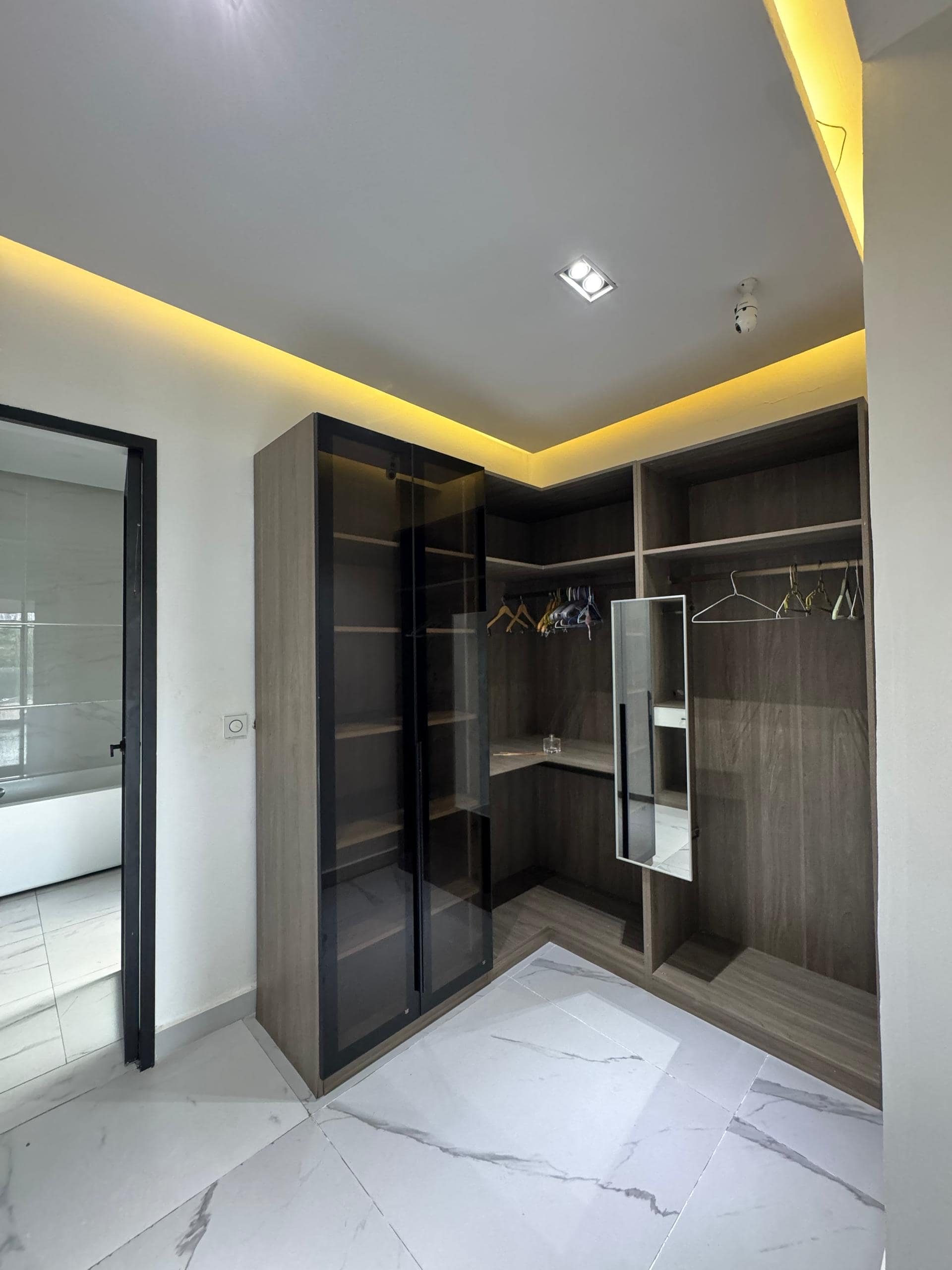 WhatsApp Image 2025-10-08 at 3.01.22 PM (1)