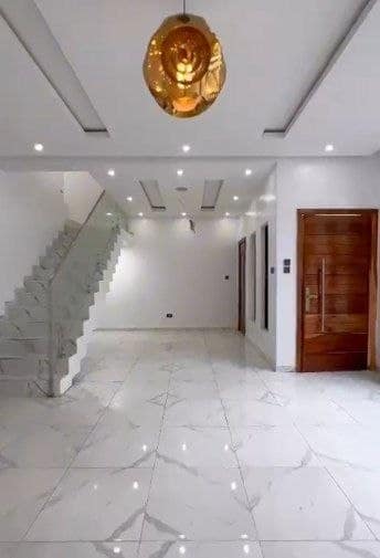 photo_5832315136000068696_x