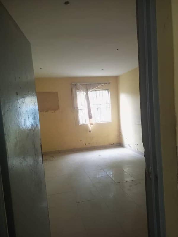 photo_5764729088248580892_x