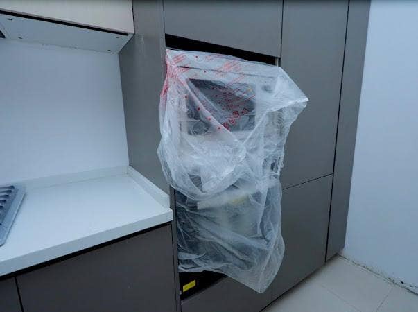 photo_5875416146427710758_x