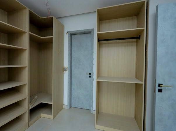 photo_5875416146427710765_x