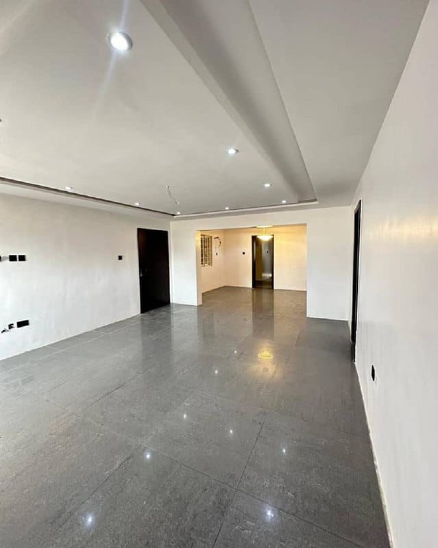 photo_5897657303857564453_x