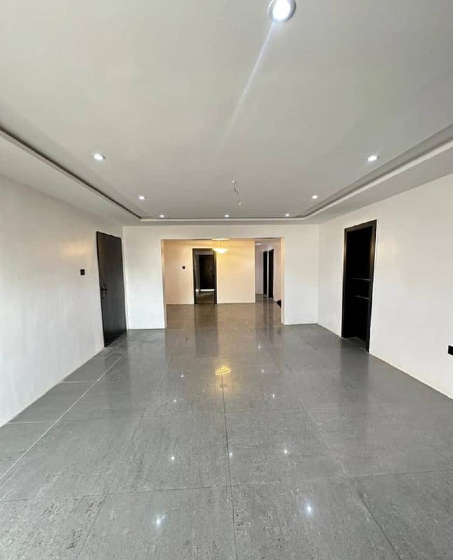 photo_5897657303857564460_x