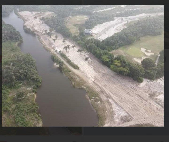 photo_5785240215671737634_x