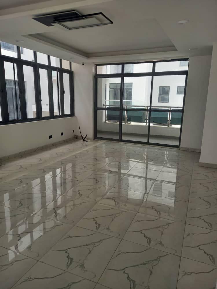 photo_5769246470426004661_y