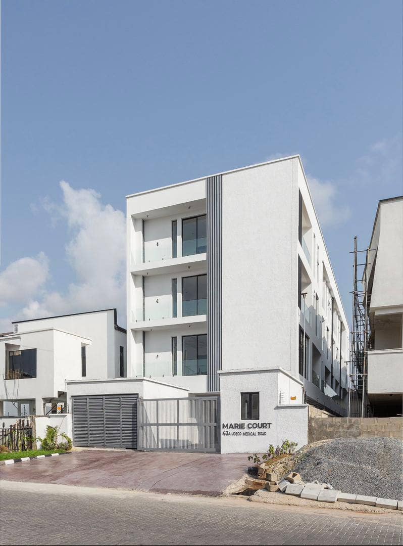 photo_5857217493821230200_y