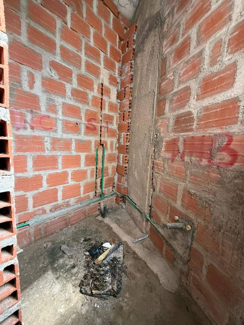 photo_5766994670612319002_y