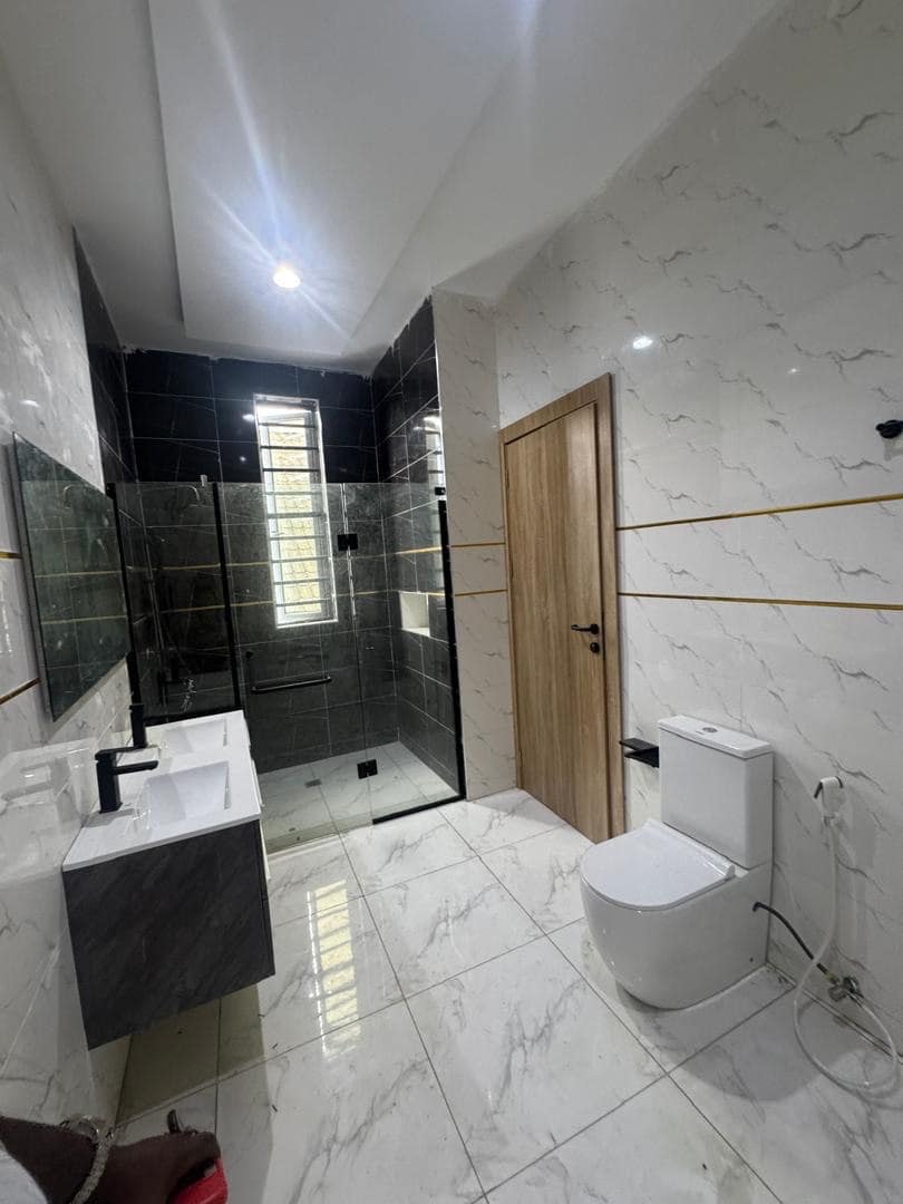 photo_6037247941455580265_y