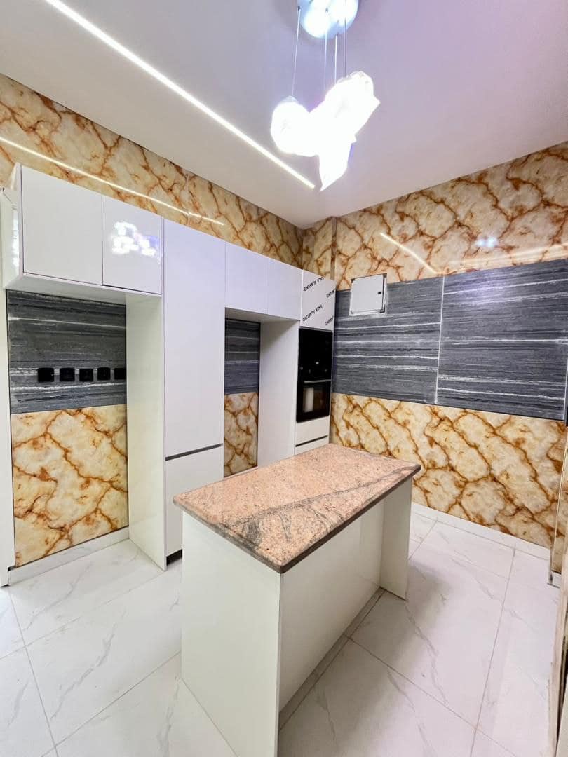 photo_5976809234680712367_y