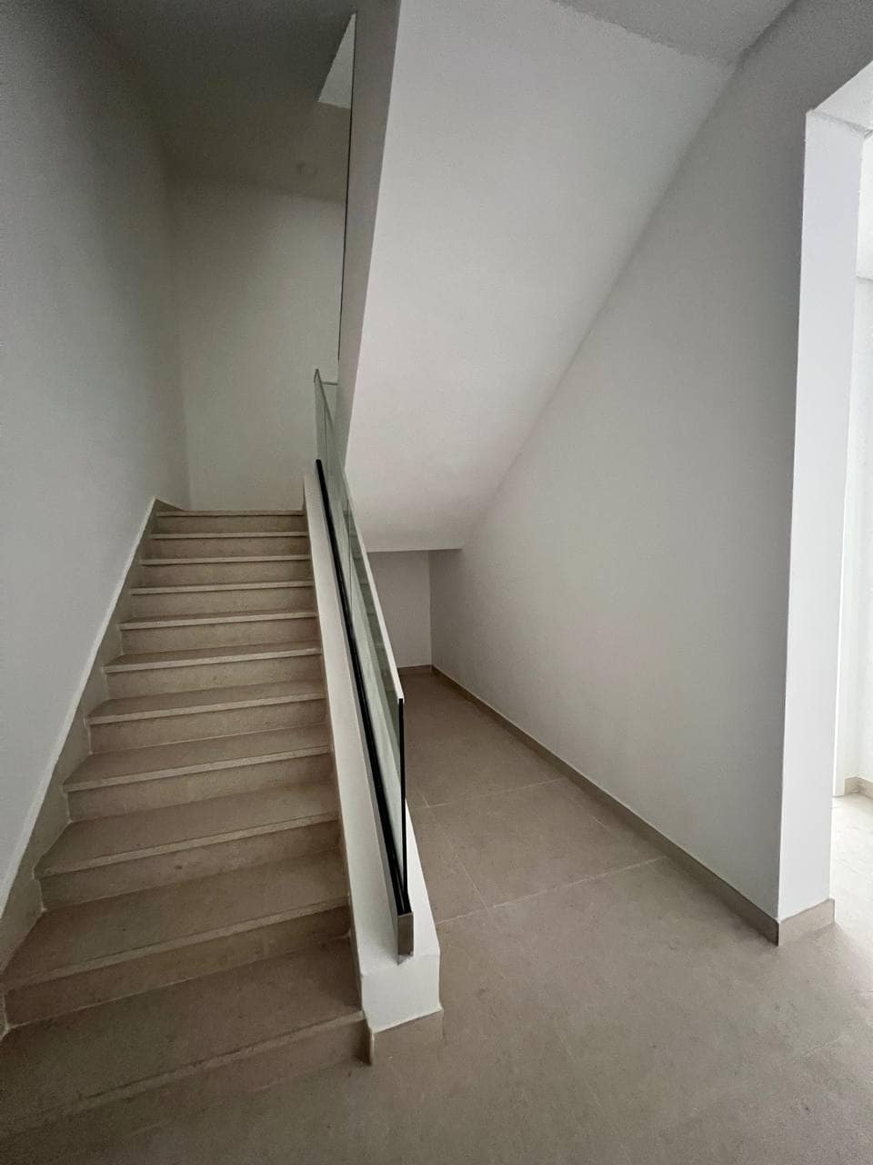 photo_5766994670612319028_y