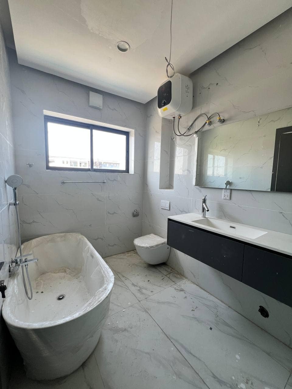 photo_5999241359237696516_y