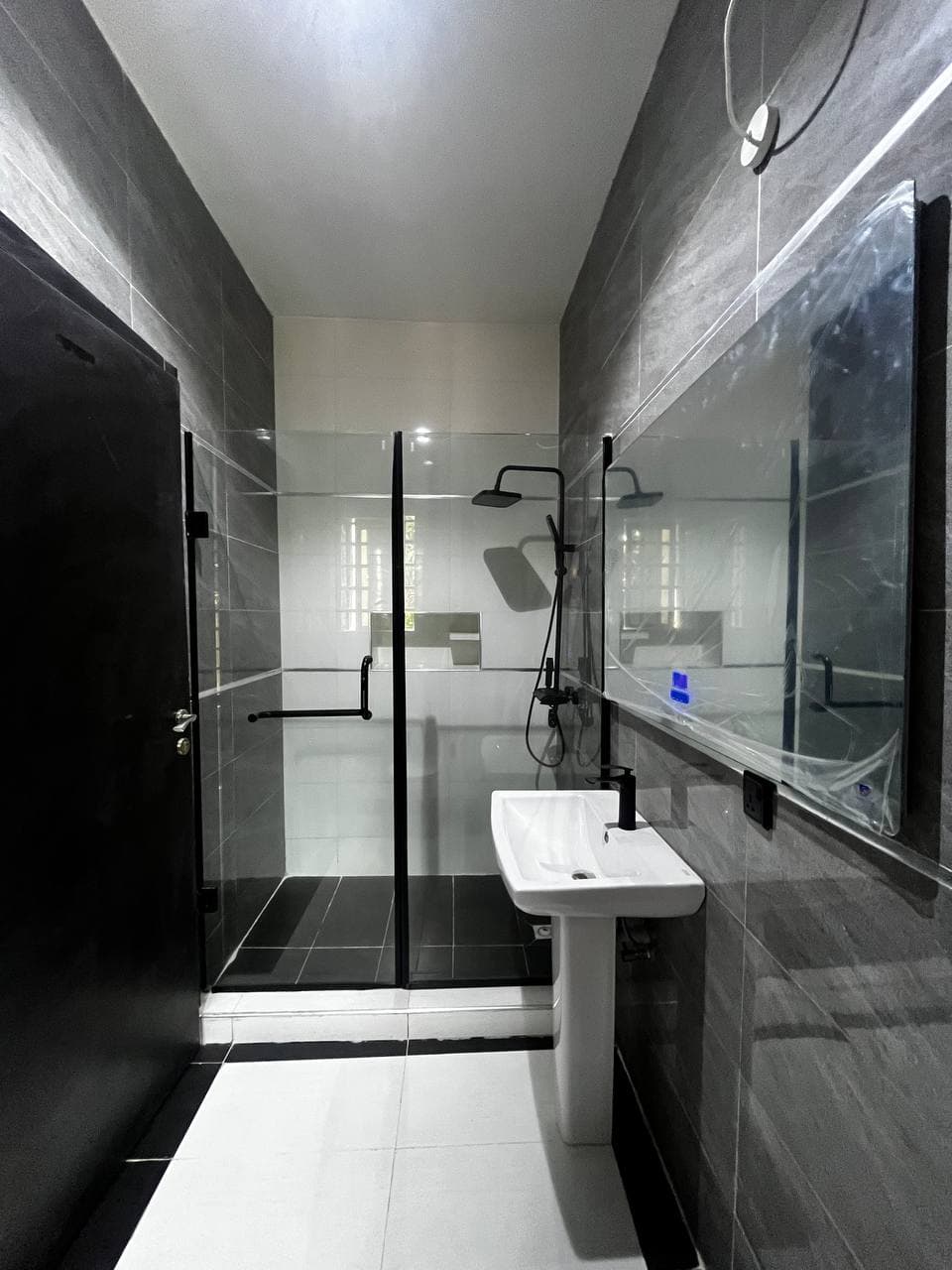 photo_6001493159051381595_y