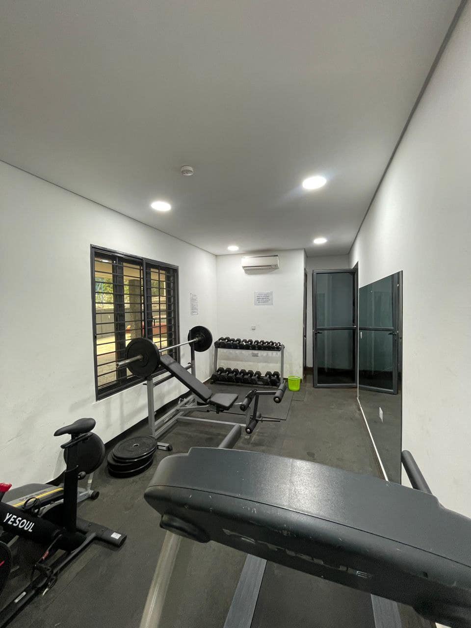 photo_6001493159051381733_y