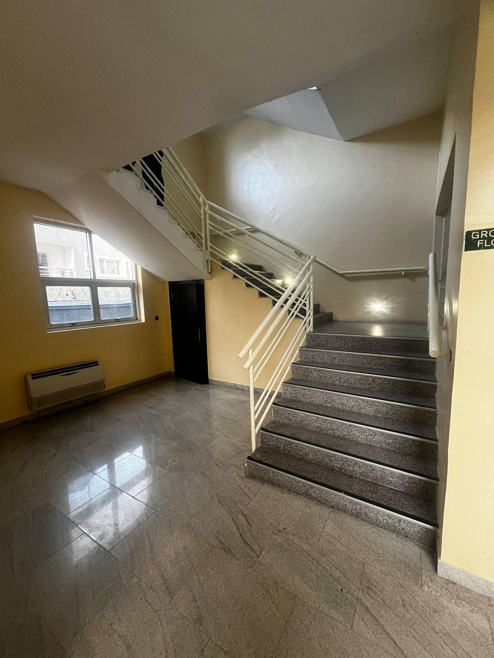 photo_6012719804131167108_y – Copy