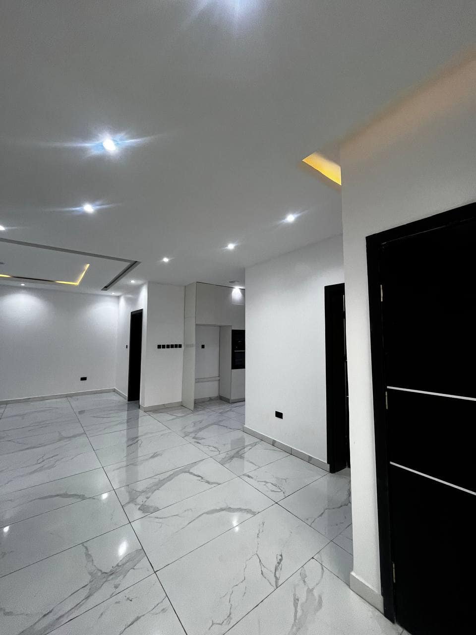 photo_6014971603944851566_y