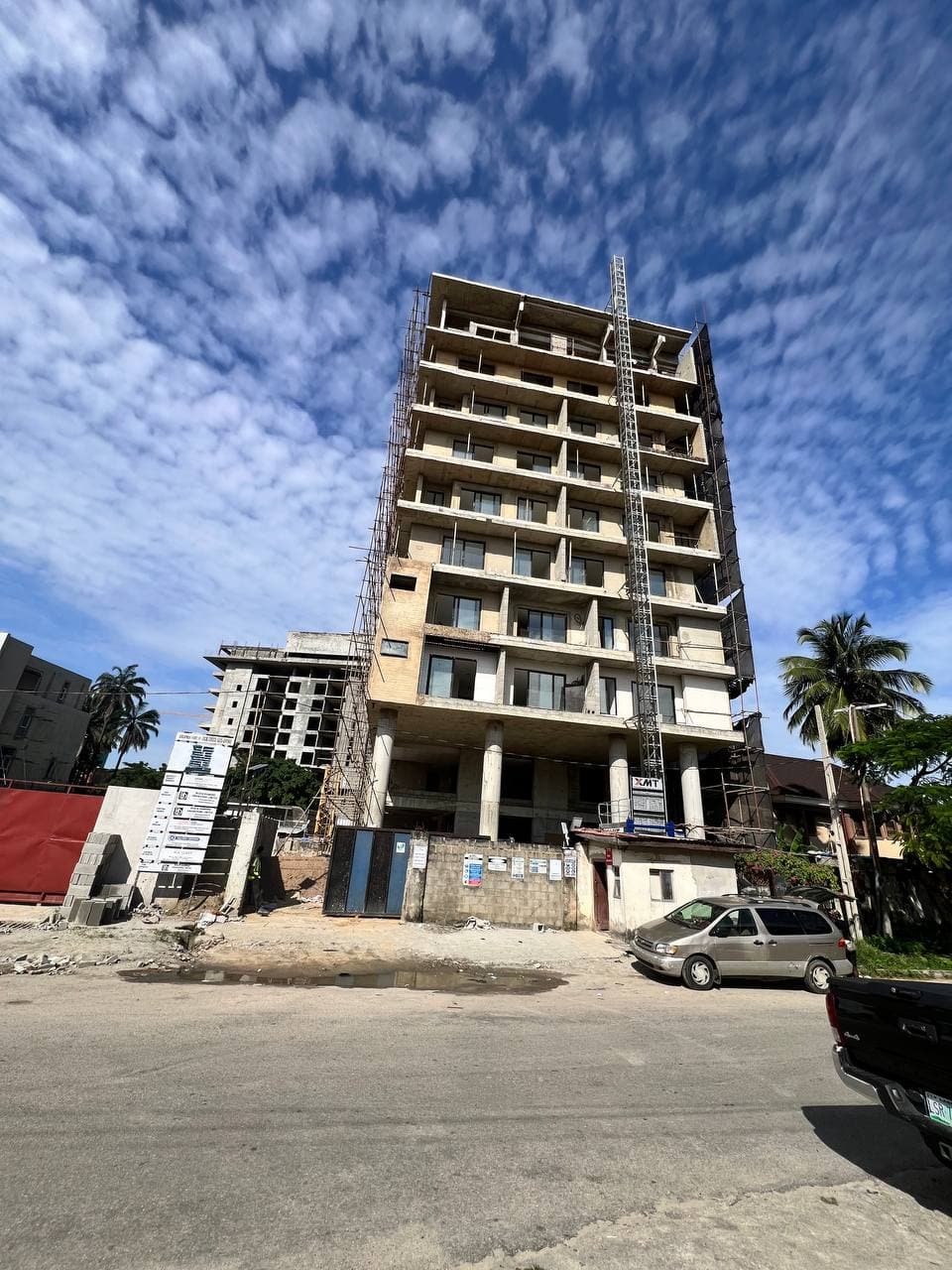 photo_6017223403758536808_y