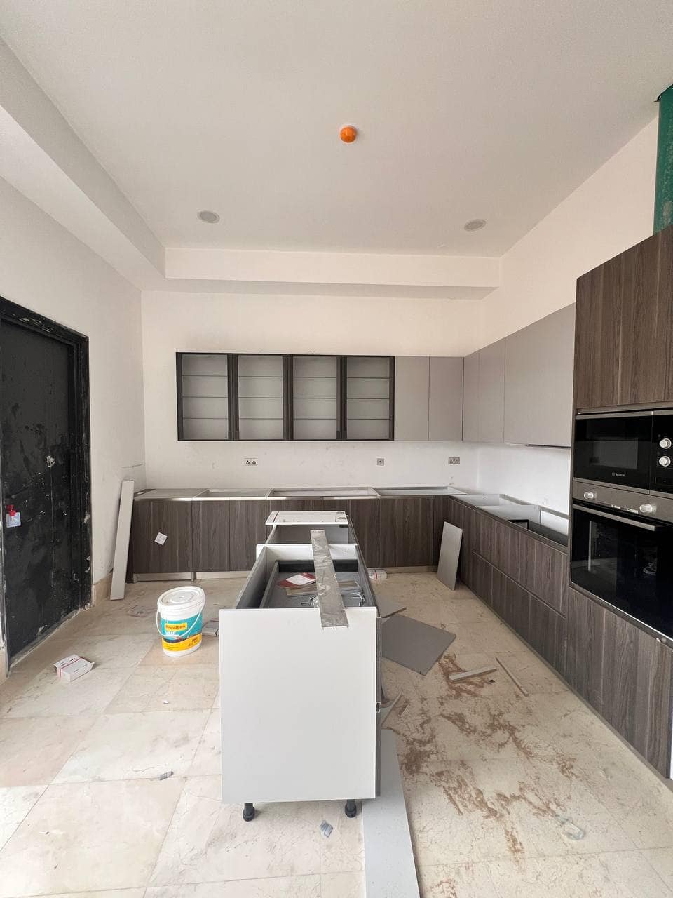 photo_6023899694196967437_y