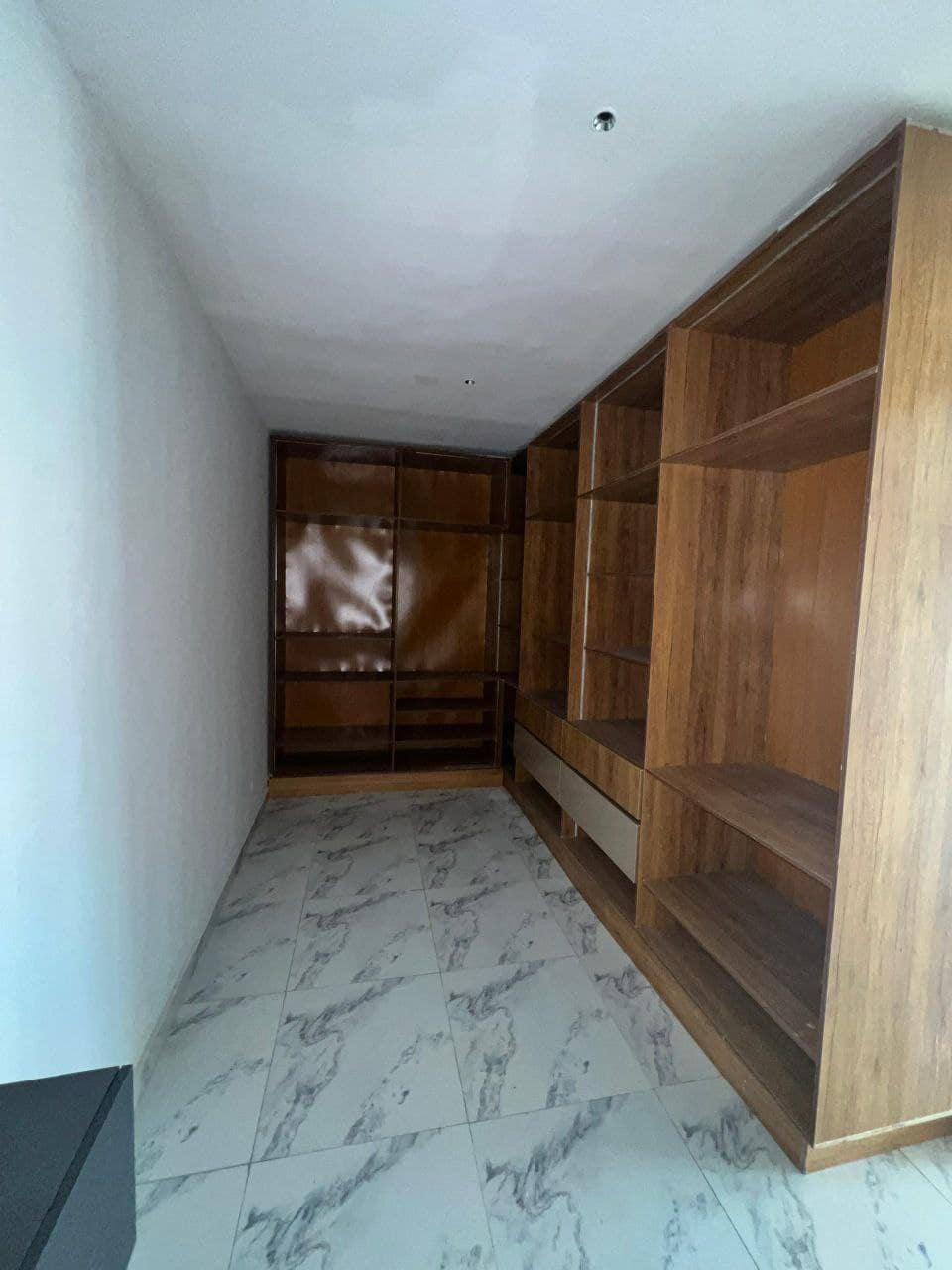 photo_6023899694196967669_y