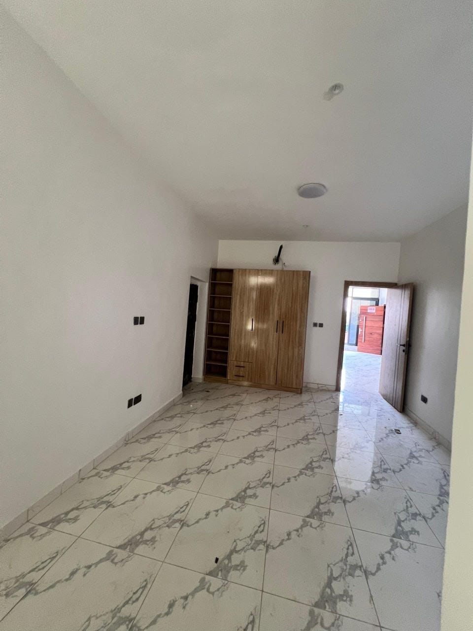 photo_6023899694196967689_y