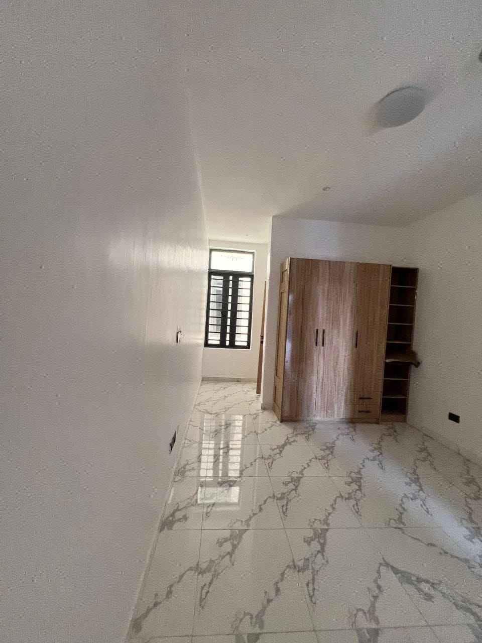 photo_6023899694196967693_y