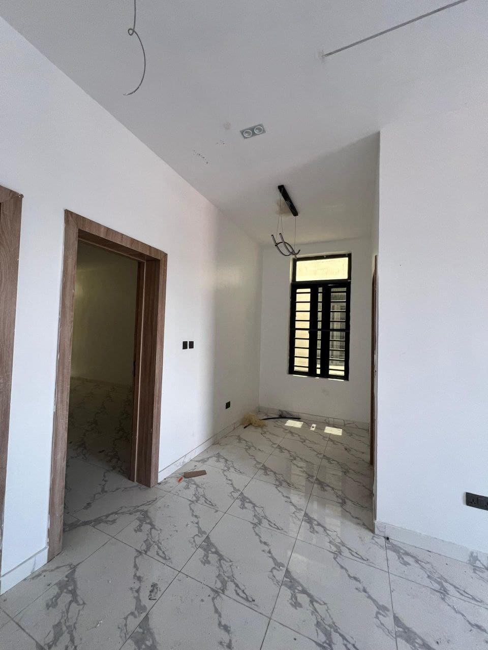 photo_6023899694196967695_y