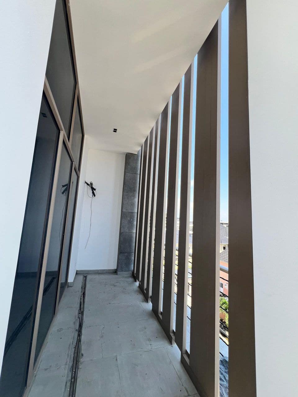 photo_6023899694196967726_y