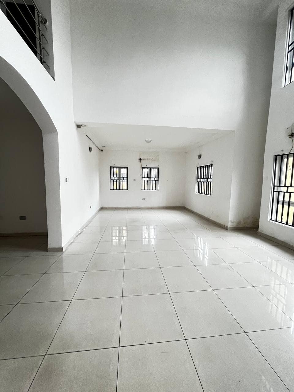 photo_6026217769650996937_y