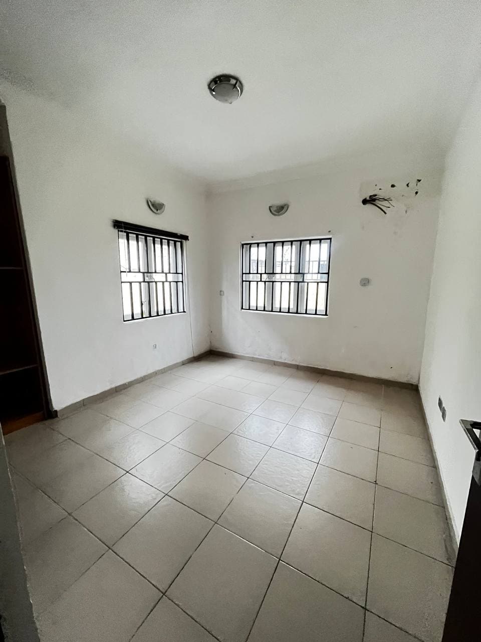 photo_6026217769650996939_y