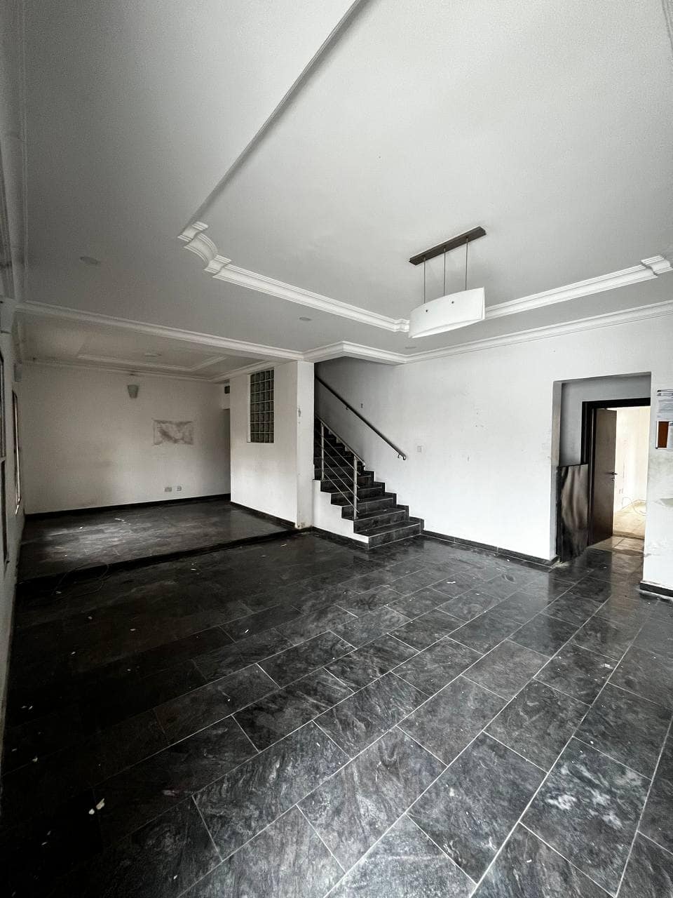 photo_6026217769650996949_y