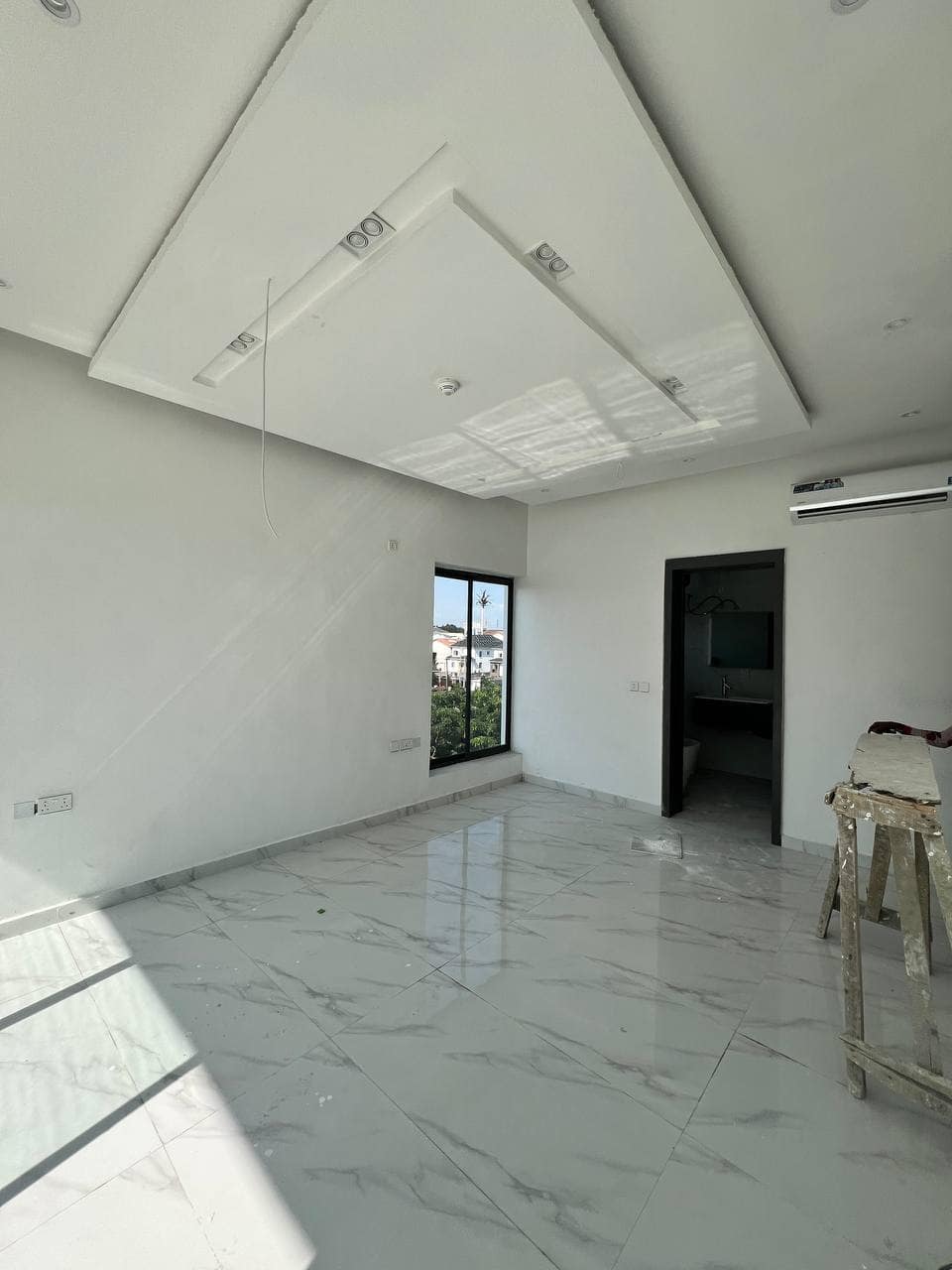 photo_6028389786152192358_y