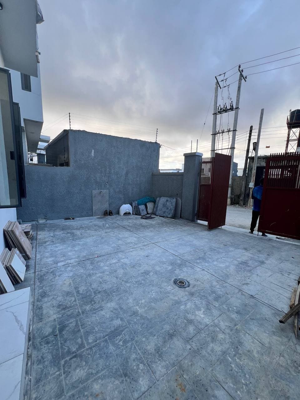 photo_6035022547100830614_y