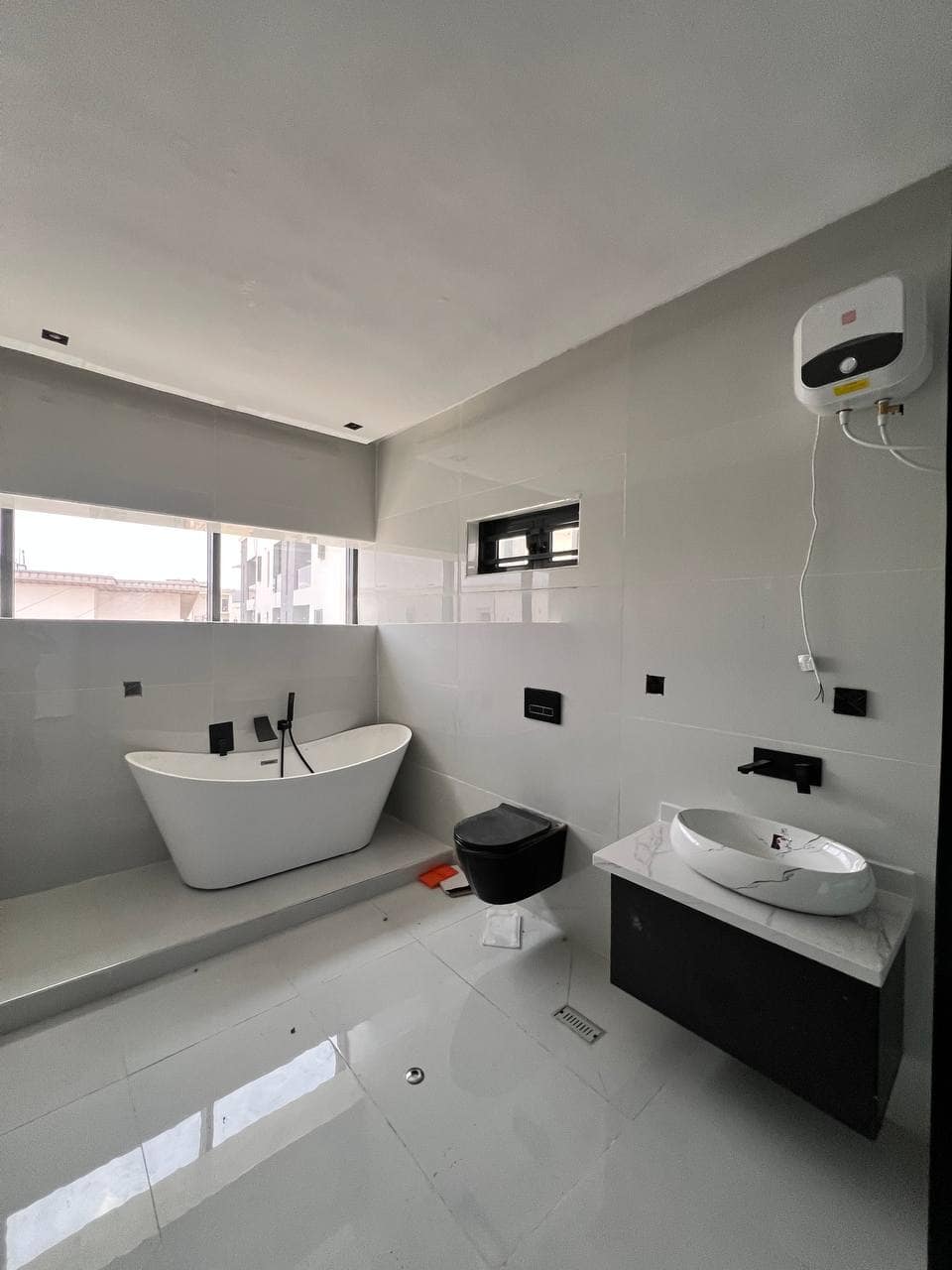 photo_6037247941455580166_y