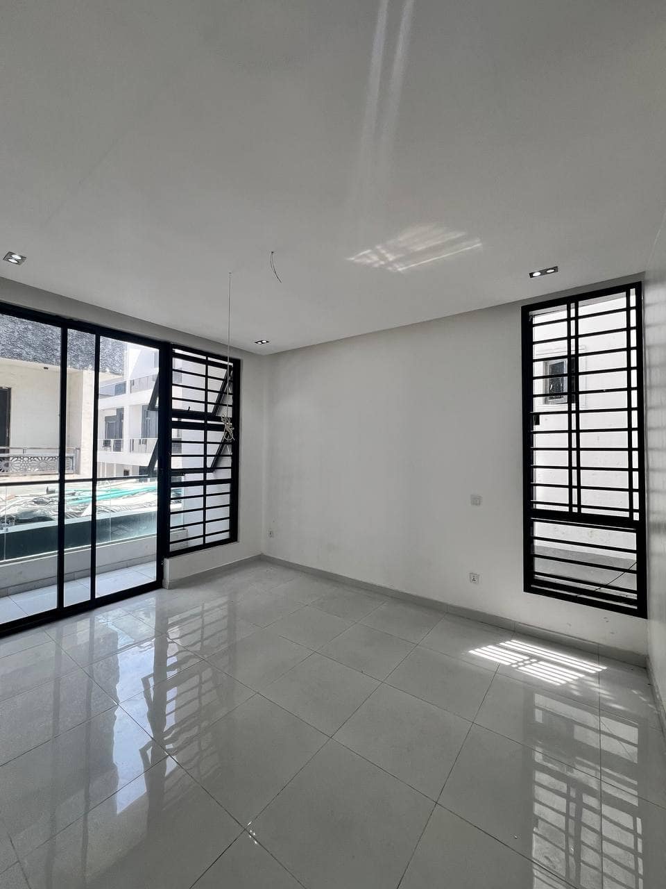 photo_6037247941455580185_y