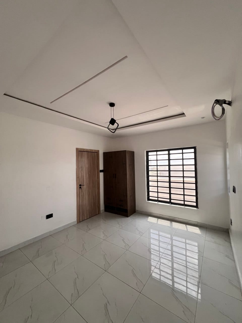 photo_6037247941455580207_y