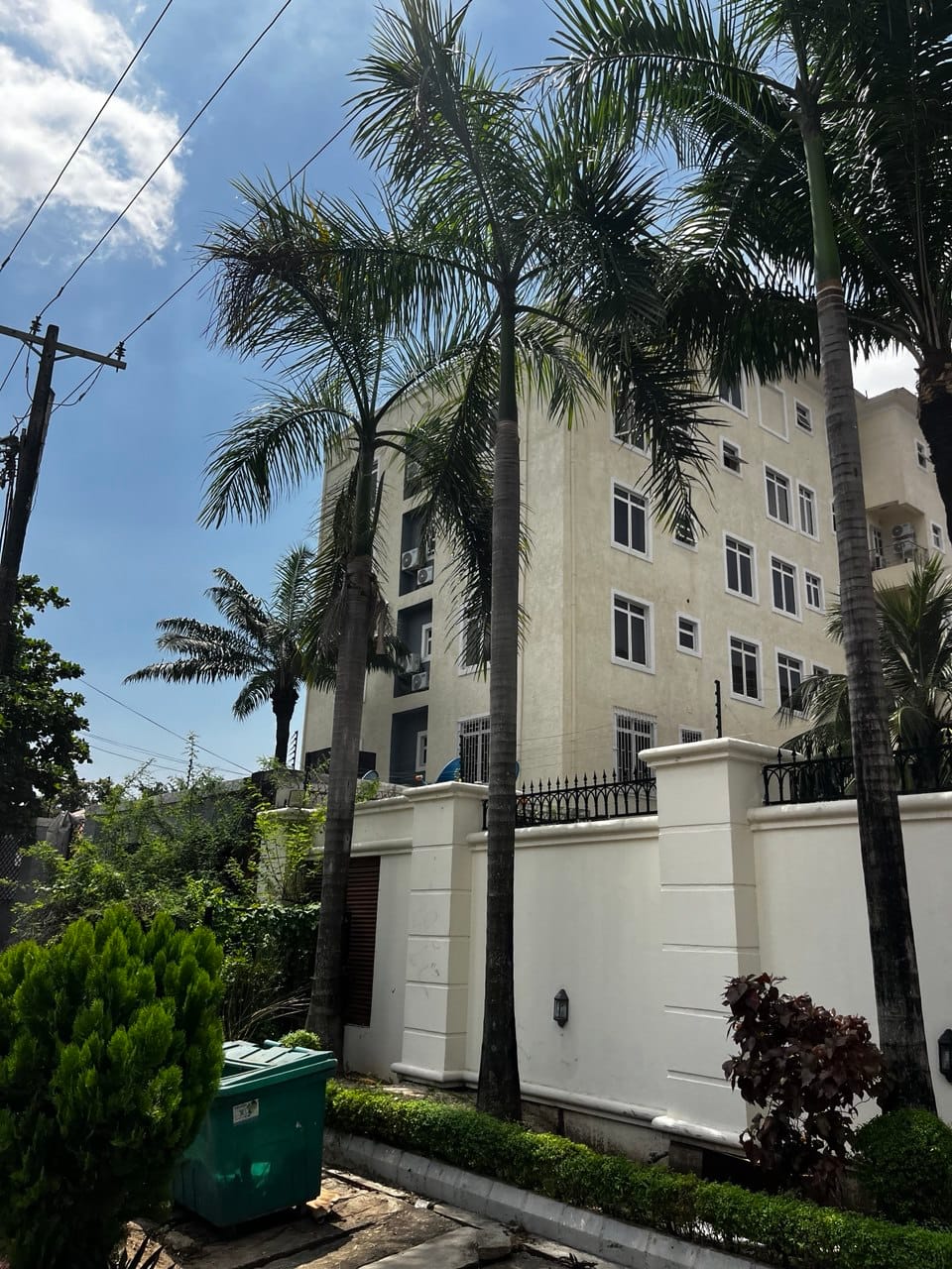 photo_6037247941455580247_y