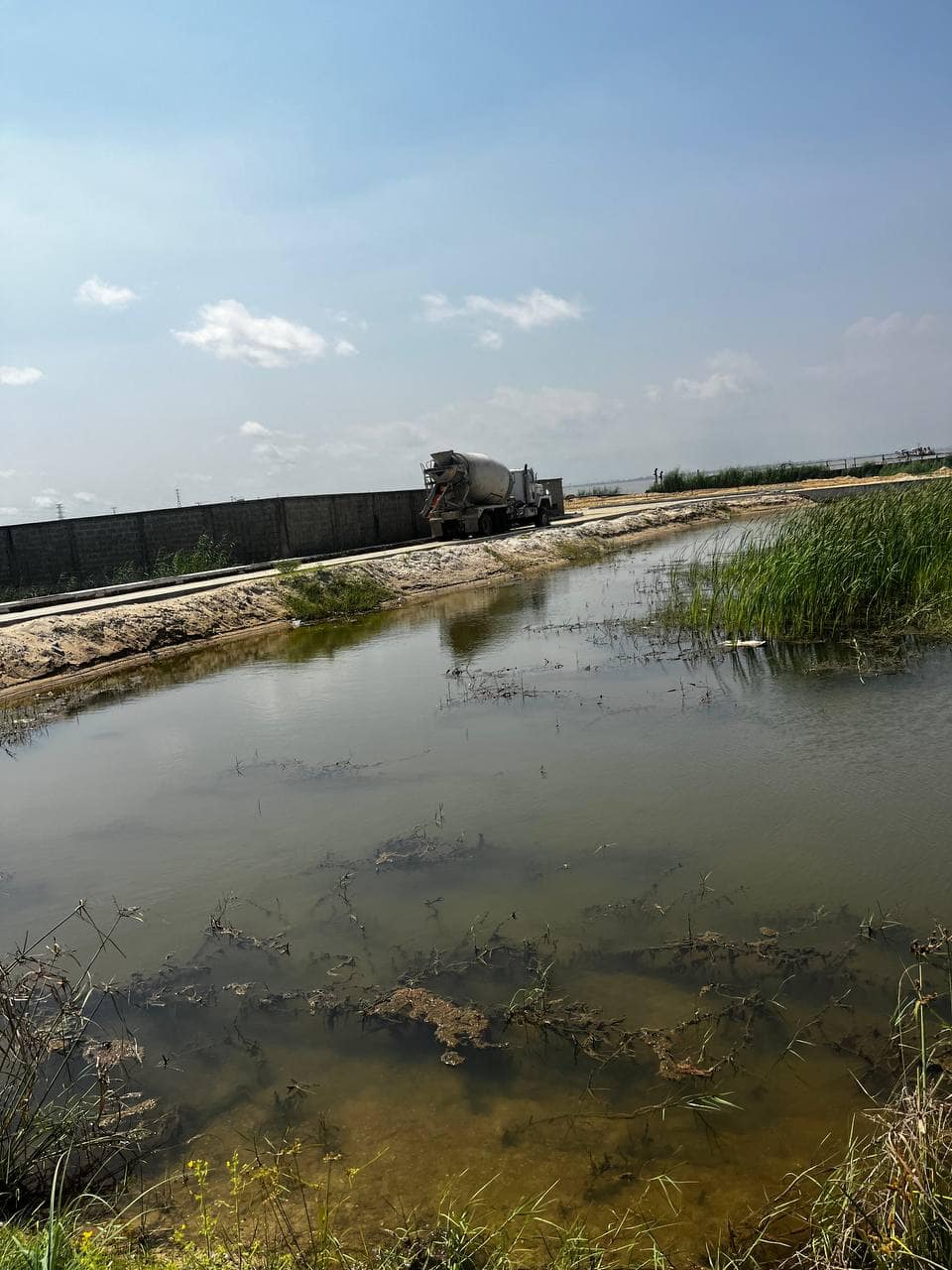 photo_6039499741269265466_y