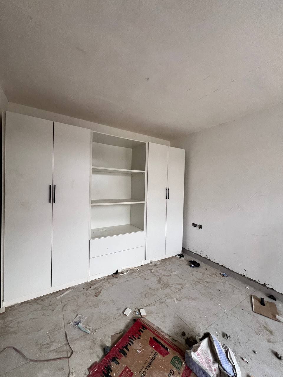 photo_6044223702783691744_y