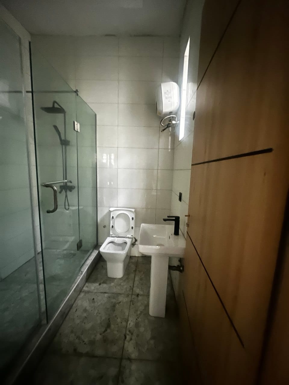 photo_6044223702783691750_y