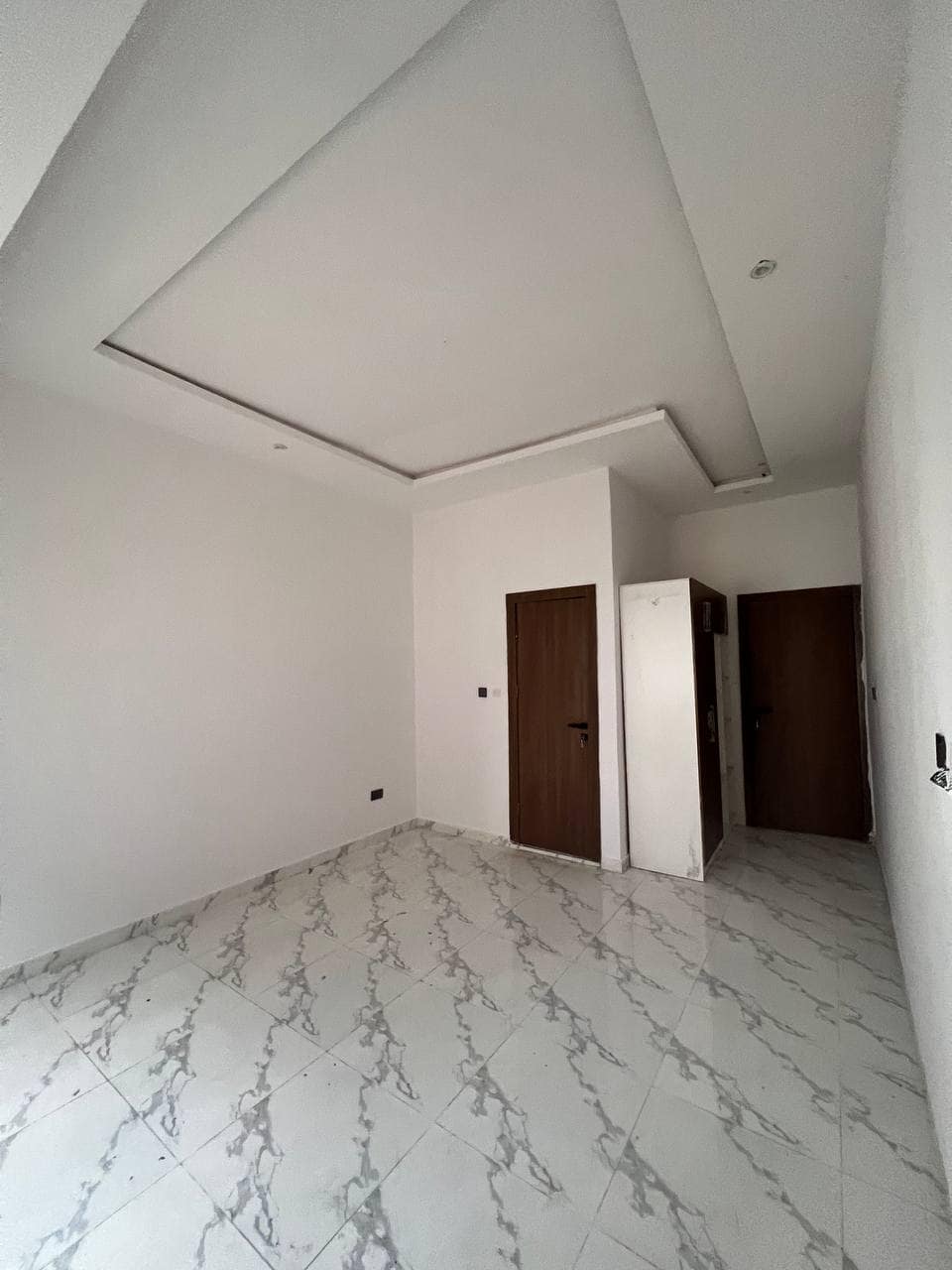 photo_6044223702783691765_y