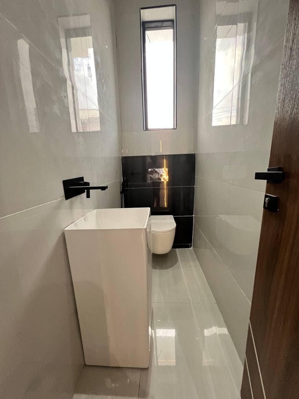 photo_5776125912817535832_y